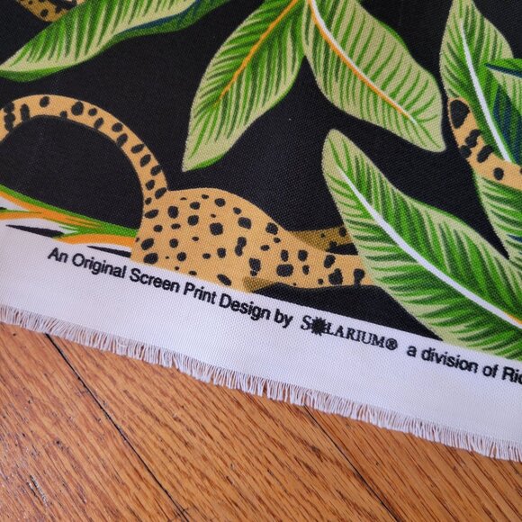 Richloom Solarium Original‎ Screen Print Design Leopard Jungle Print Fabric USA - Picture 3 of 6